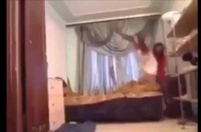 Девочки, не ссорьтесь