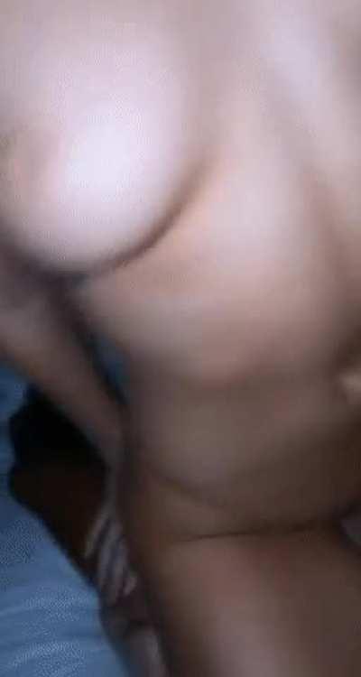 When he chokes me I ride him