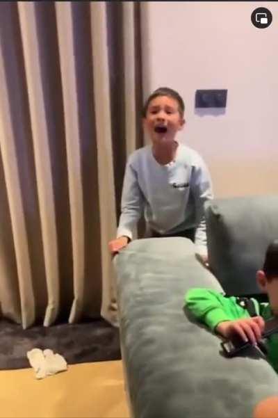 Hij he'd gewoon nummer van sinterklaas 