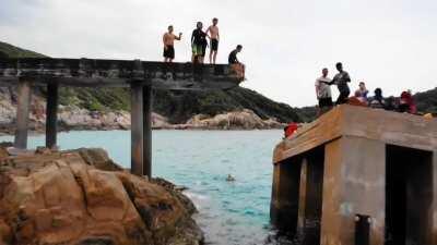 Saw a Perhentian Island post earlier. Here’s mine on early September. Jeti runtuh Perhentian Kecil, Terengganu 🇲🇾