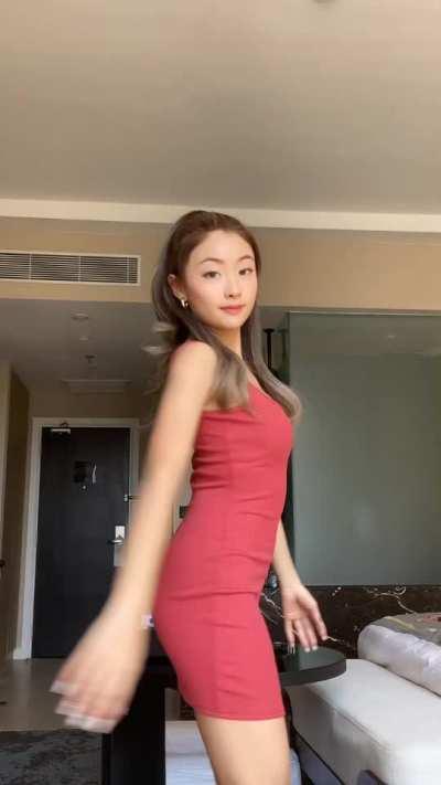 [Reddit] looking for someone to add captions to asian babes like her
