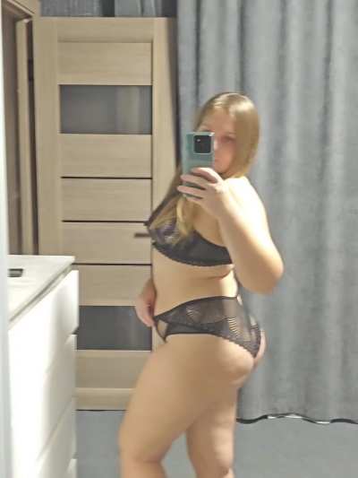 My hips need your hands on them now