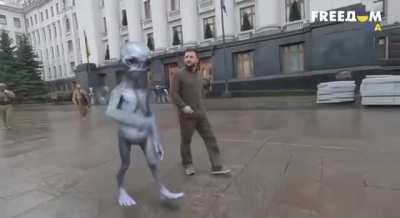 Secret Pentagon recording revealing the reason behind the Luna 25 crash: