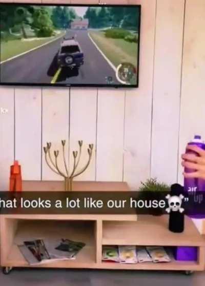 wait that looks alot like our house