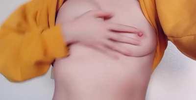 Happy Halloween! I hope a little hair doesn't make you scared 😛