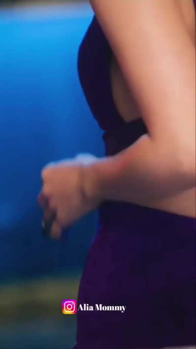 Alia bhatt sexy hot look 🥵