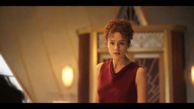 can someone explain the deep undertone of 