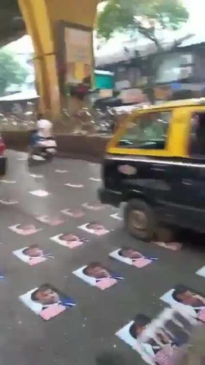 Muslims in Mumbai pasted French president Emmanuel macron photos on Road