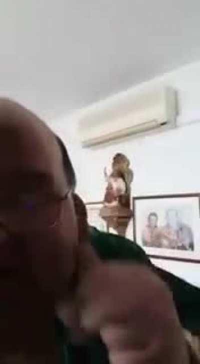 Chavalito promedio mandando videos para ser moderador