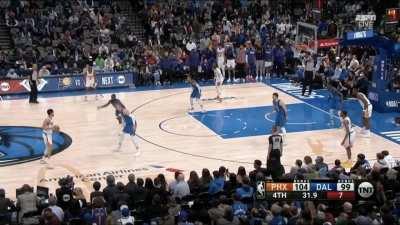 [Highlight] CP3 side-steps and drills the Dagger three over Brunson