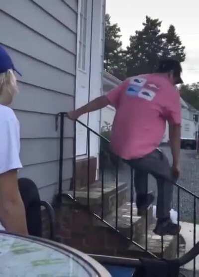 Watch me kick in this door