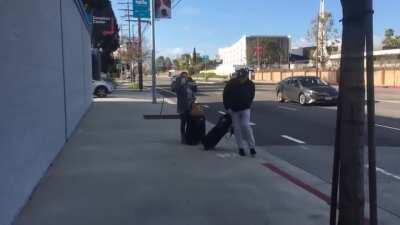 California Uber driver exposes undercover cops trying to trap other drivers.