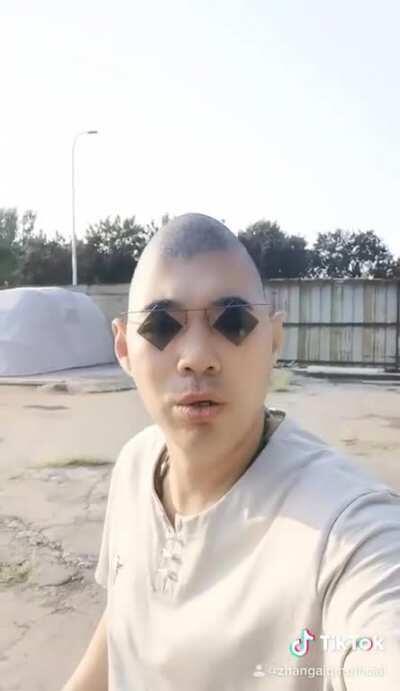 Egg head improves his singing (credits to @zhangaiqinofficial on tiktok)