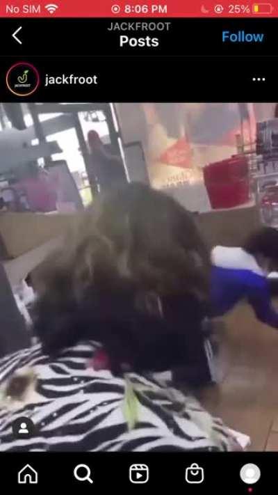 A fight took place inside an Asian owned beauty store when an employee confronted a thief and tried to prevent her from leaving the store. A customer saw what was happening and shit went down.