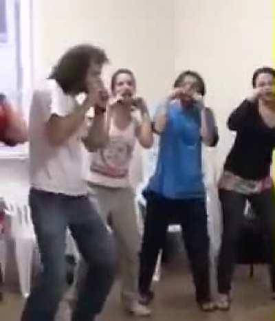 Lembrete que esse pessoal se diz mais inteligente e estudado que você.