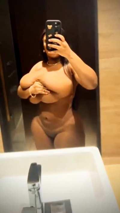 ᕙ⁠(⁠＠⁠°❤️°⁠＠⁠)⁠ᕗ