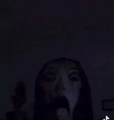 It just gets worse as you stare