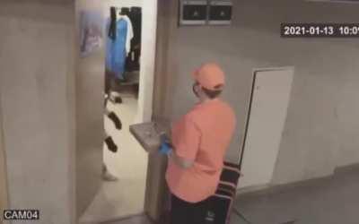 hungry.. Hungry mm Hungry delivery