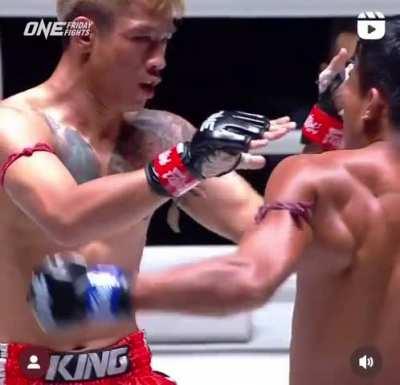 Another huge One Championship ko with another great referee putting himself out their to protect a fighter