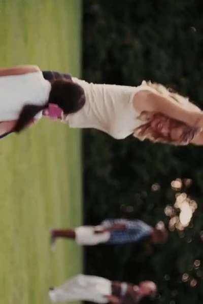 Sex and the City 2 (2010) Alice Eve as Erin 