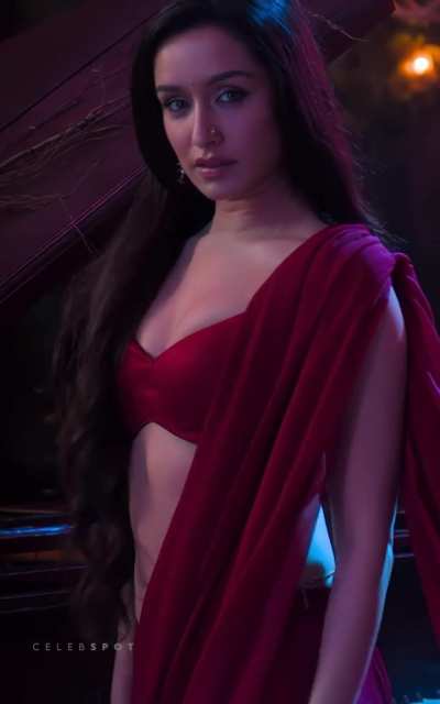 Shraddha kapoor hottest 🥵