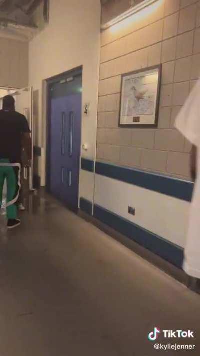 KD & Harden spotted together with Travis Scott at his concert in London