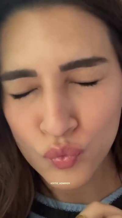 Uff kriti imagine those juicy lips wrapped around your cock