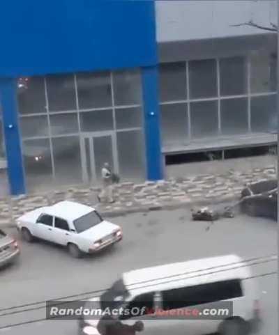 MAN LOSES CUSTODY BATTLE BEGINS KILLING RANDOM PEOPLE ON THE STREET!