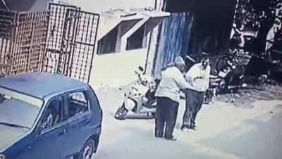 Bangalore Businessman set his own Son on Fire, After a loss of 1.8 CR.