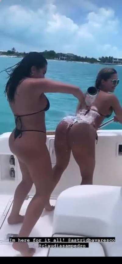 Astrid and Claudia 💦