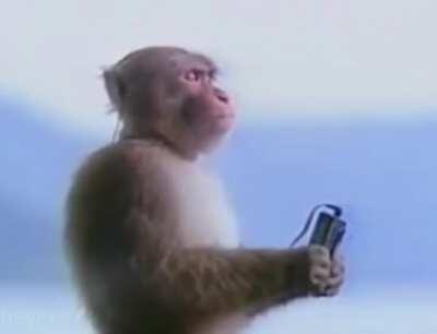 me when iloveuihateu comes on 😪