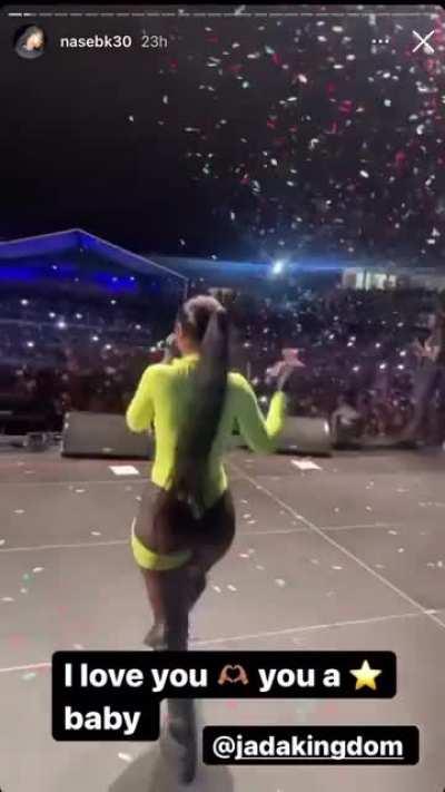 This nigga nas really hit the jackpot😭🔥