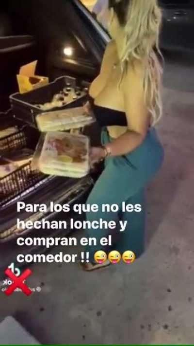 Conoci compas que lo regalaban con tal de comprar lonche 🤣🤣