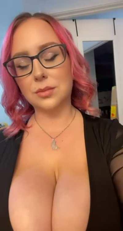 What I wore to Thanksgiving dinner 😈