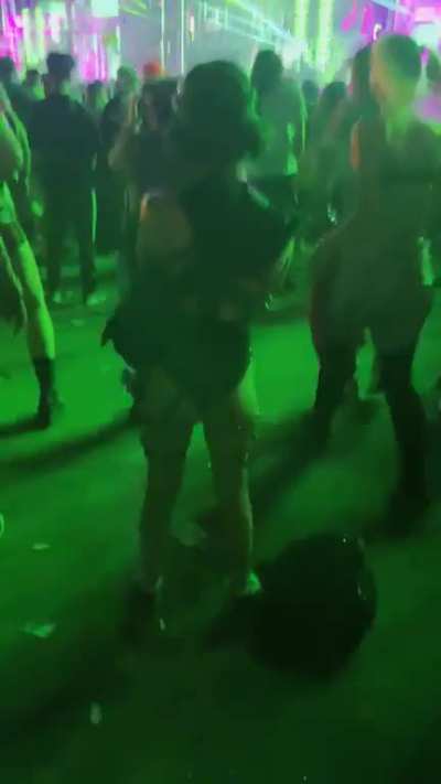 Just a lil rave booty🍑