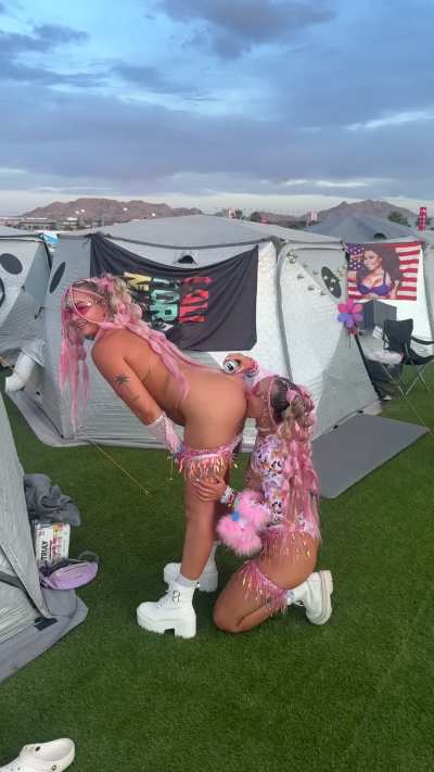 the correct way to drink a drink