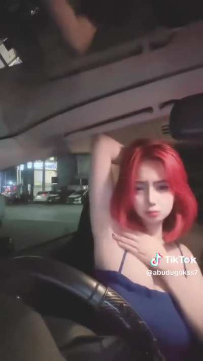 Damn underarm
