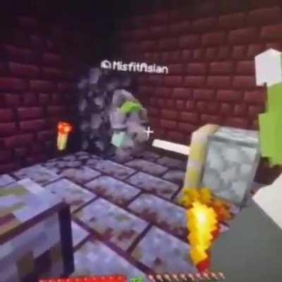 Ojala el moai viera este meme :)