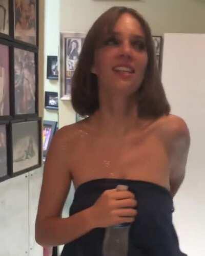 Wet maya is so hot..