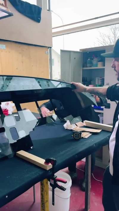 We’re Building a 1:1 Airbus Cockpit Made of GLASS, first part of prototype