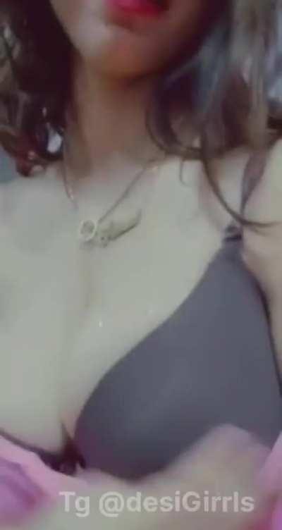 Most Beautiful Delhi College Girl