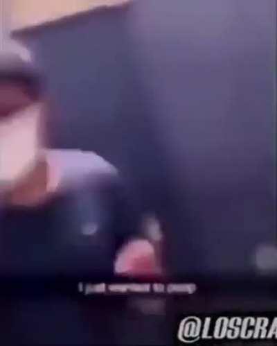 No se puede ni cagar agusto.