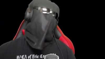 Dylantero cantando la guitarra de lolo