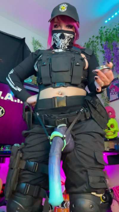 Put it on and spread, I’m about to make you whimper