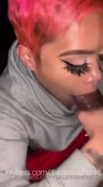 Jasmine Banks🧛🏼‍♀️