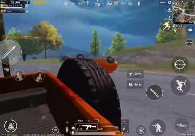 The new car is so light that my dacia wind blew it away