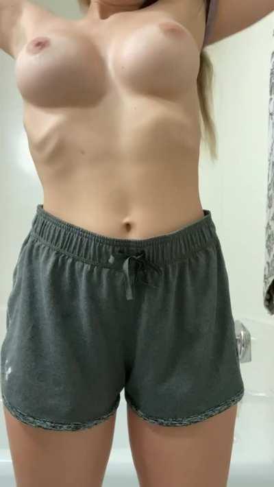 Sending nudes to whoever up's this (instantly)👻: a_ufreje