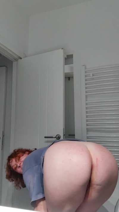 [BA] How sexy is my ass in these shorts?