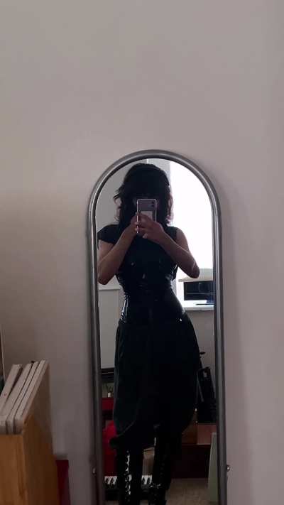 I like wearing my sleeveless bodysuit under my casual clothes