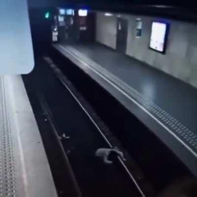 to murder someone with the metro
